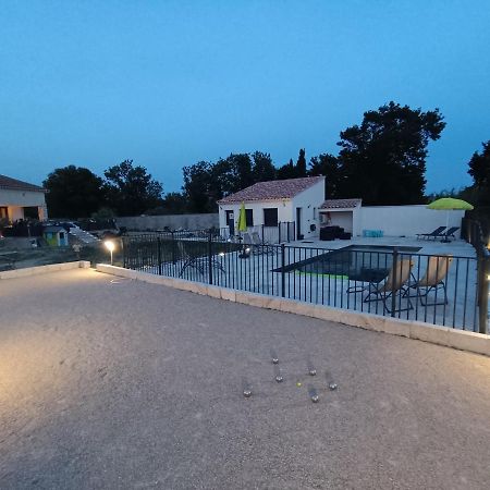 Maison Independante Avec Piscine, 10Min Avignon Pujaut ภายนอก รูปภาพ