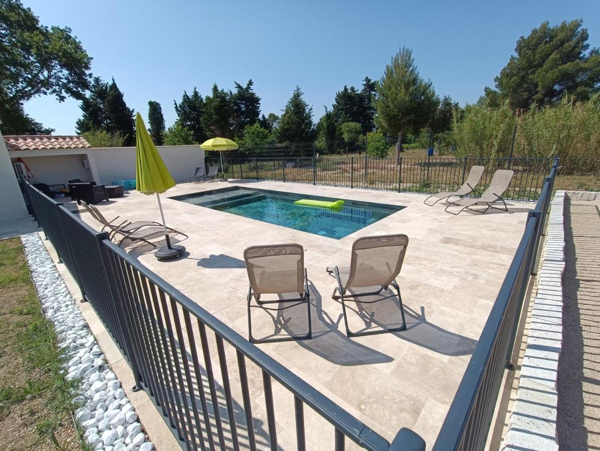 Maison Independante Avec Piscine, 10Min Avignon Pujaut ภายนอก รูปภาพ