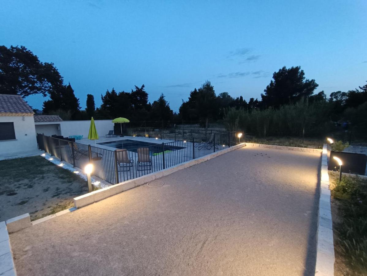 Maison Independante Avec Piscine, 10Min Avignon Pujaut ภายนอก รูปภาพ